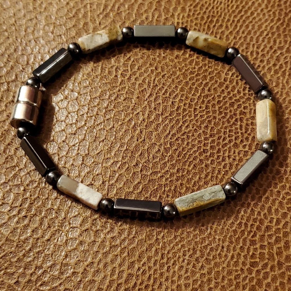 Magnetic bracelet